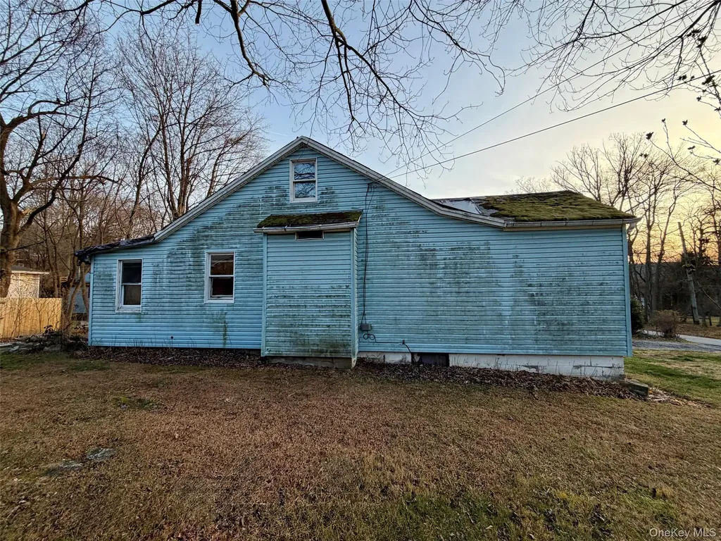 18 Geneva Drive Carmel NY 10512