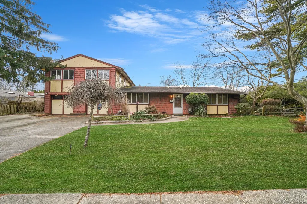 1344 Boston Avenue Bay Shore NY 11706