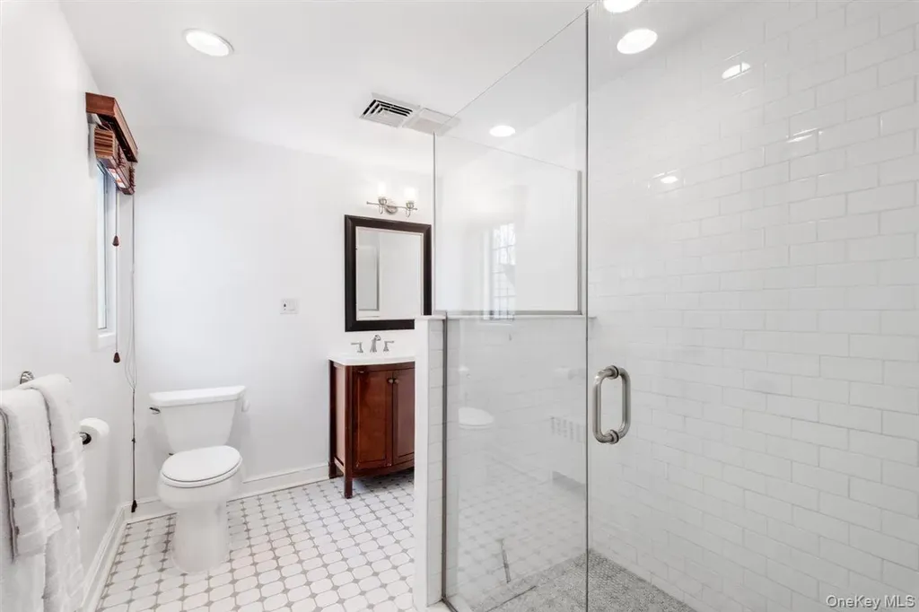 75 Fenimore Road New Rochelle NY 10804