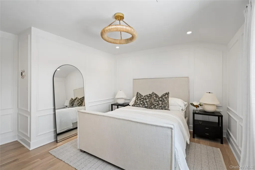 4 Carriage Lane Southampton NY 11968