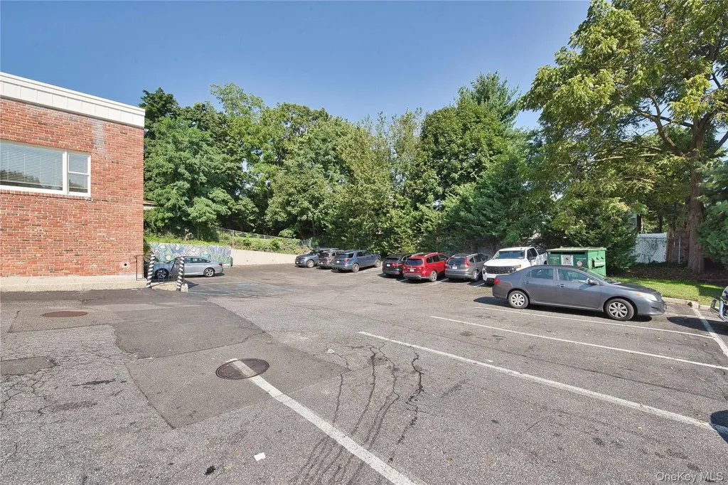 121 Pulaski Road Kings Park NY 11754