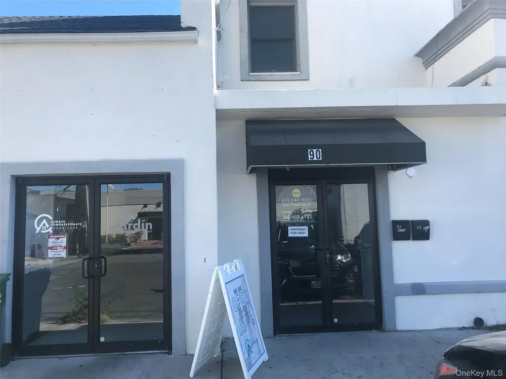 90 E Main Street Patchogue NY 11772