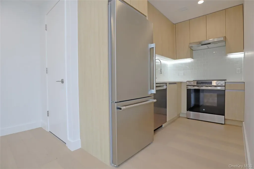 15002 Northern Boulevard Flushing NY 11354