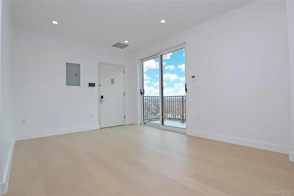 15002 Northern Boulevard Flushing NY 11354