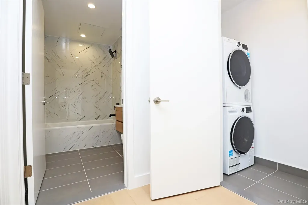 15002 Northern Boulevard Flushing NY 11354