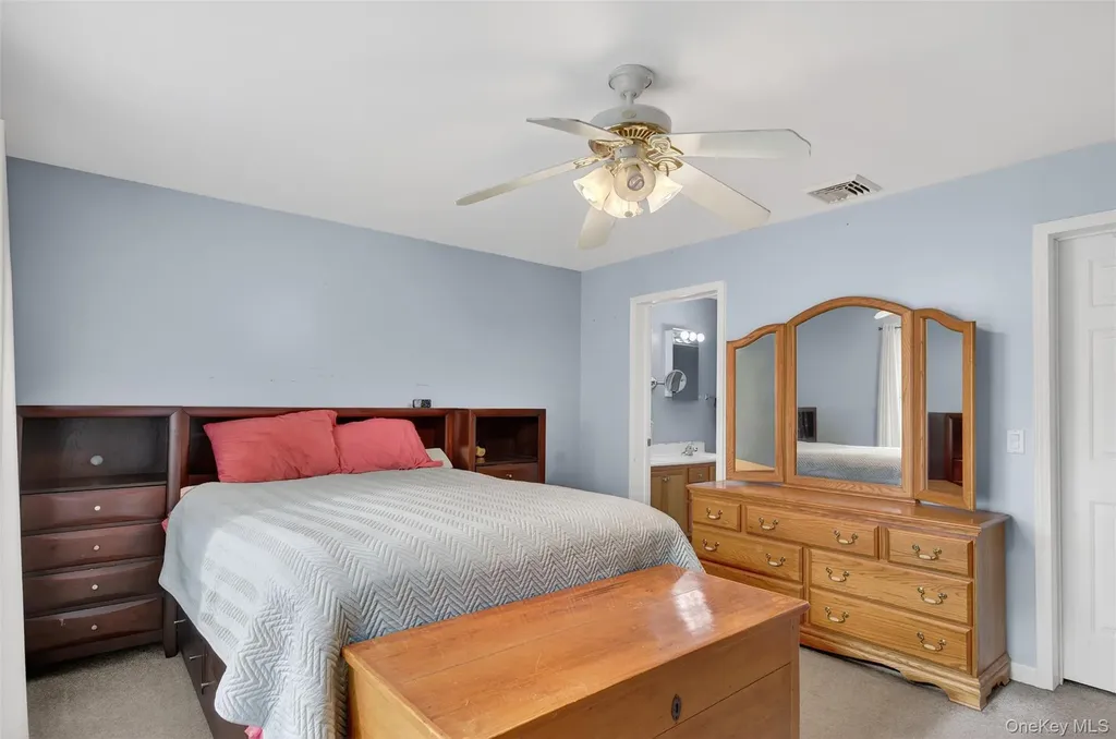15 Wright Avenue Hyde Park NY 12538