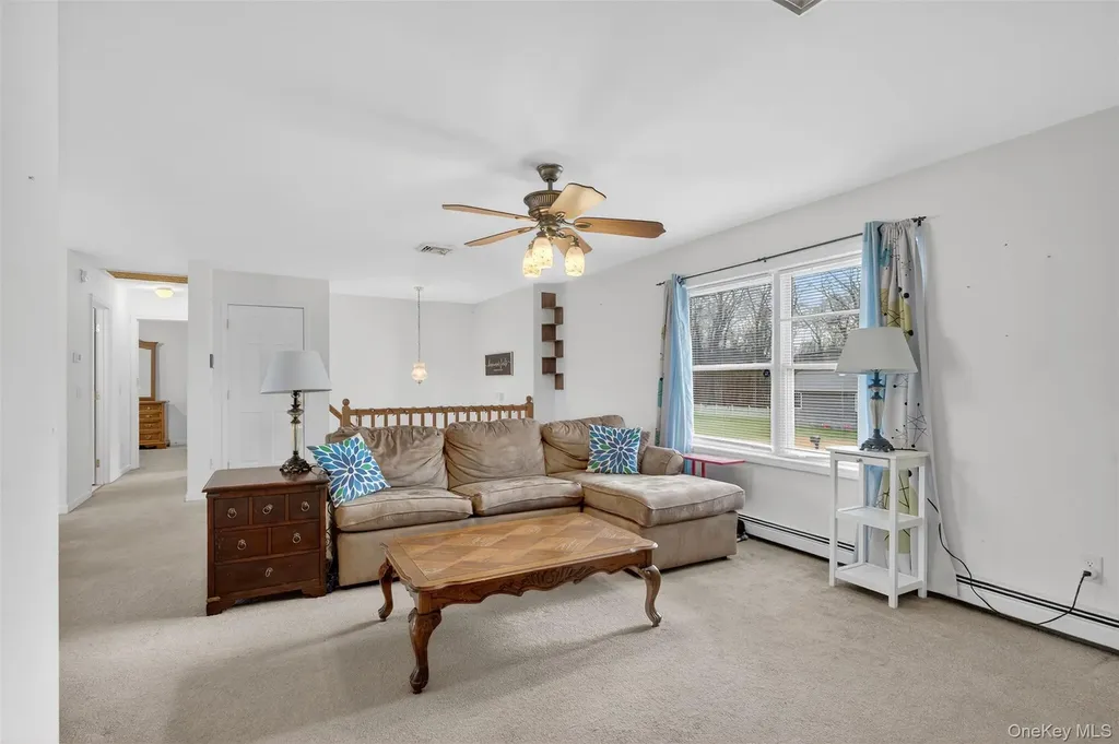 15 Wright Avenue Hyde Park NY 12538