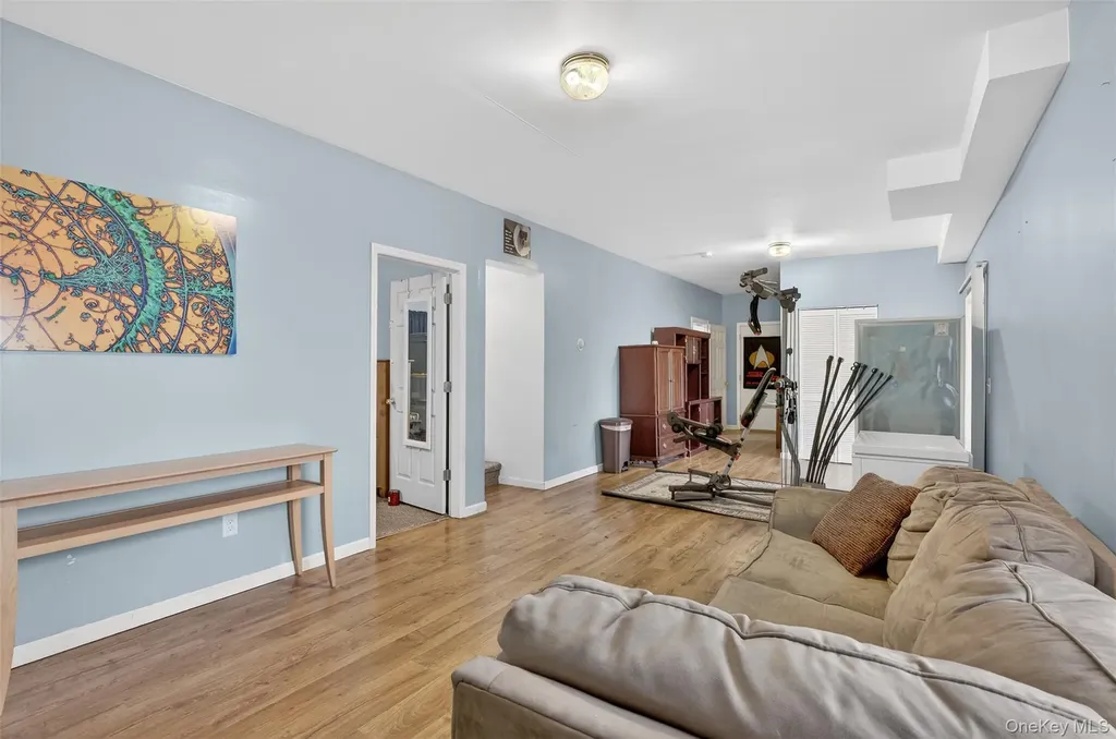 15 Wright Avenue Hyde Park NY 12538