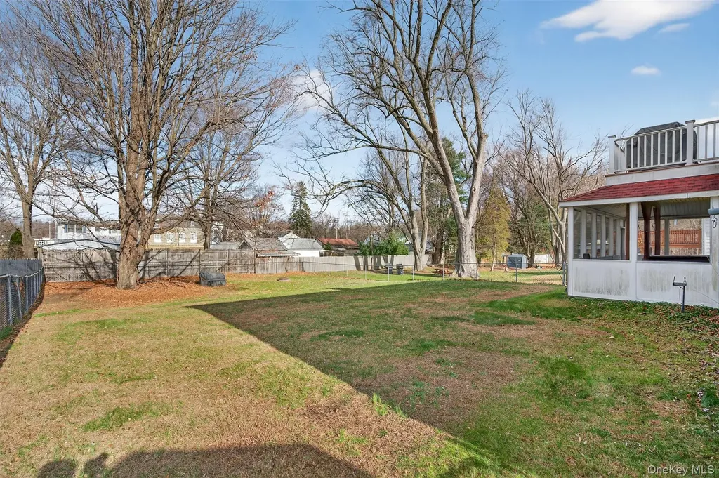 15 Wright Avenue Hyde Park NY 12538