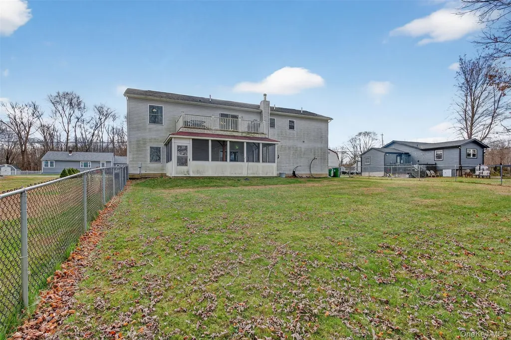 15 Wright Avenue Hyde Park NY 12538