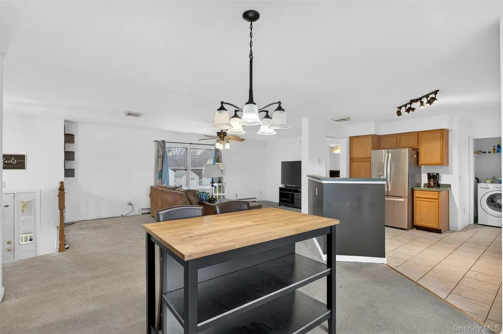 15 Wright Avenue Hyde Park NY 12538