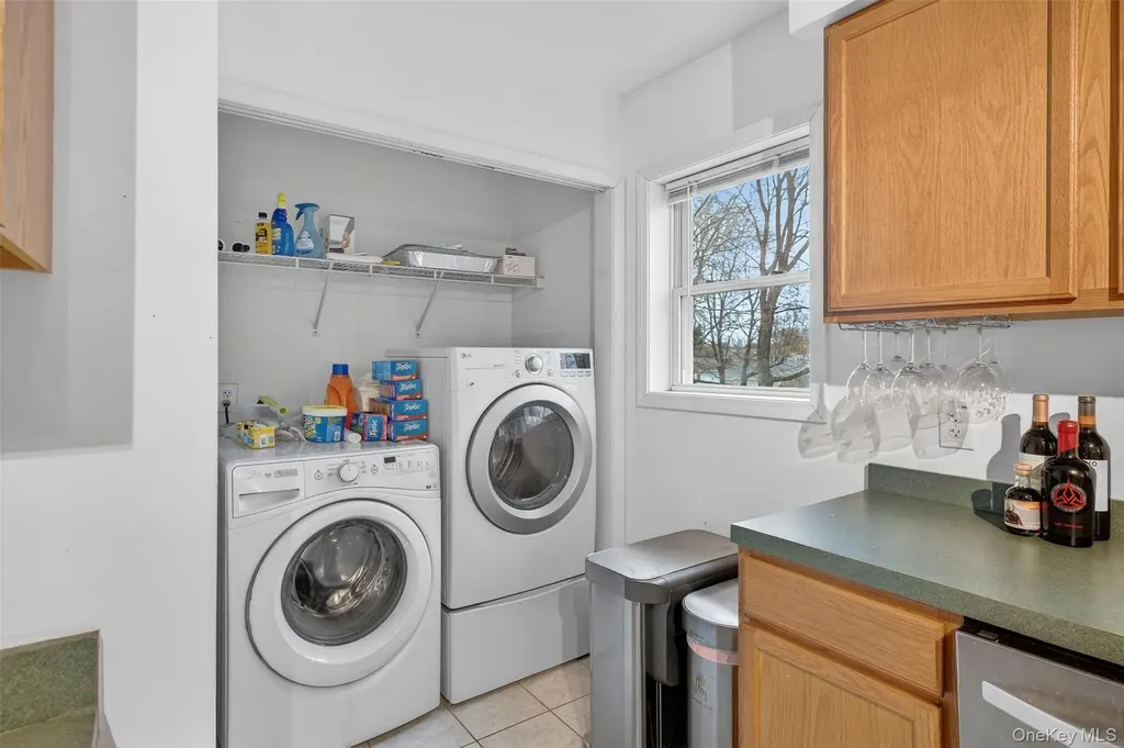 15 Wright Avenue Hyde Park NY 12538