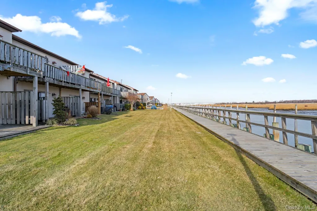 1 Anchorage Freeport NY 11520