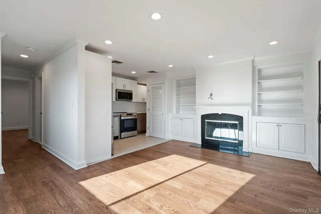 1 Anchorage Freeport NY 11520