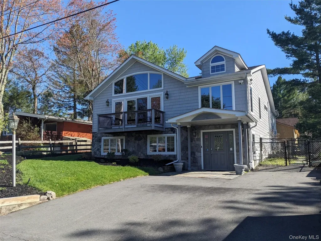 4030 W Shore Drive Kauneonga Lake NY 12749