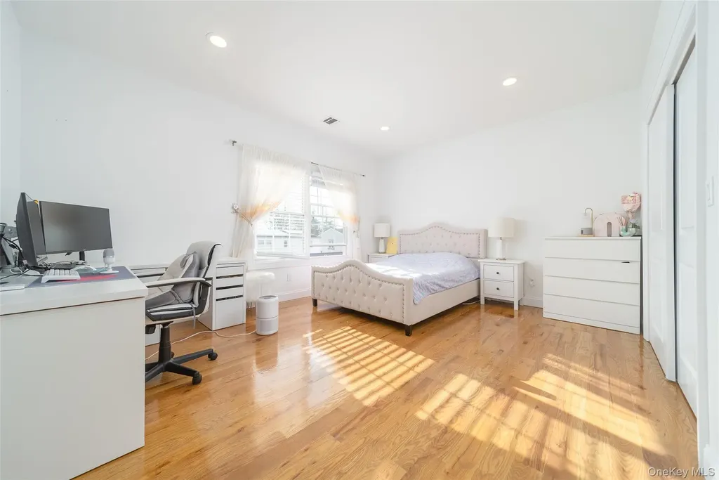 157 Evans Avenue Albertson NY 11507