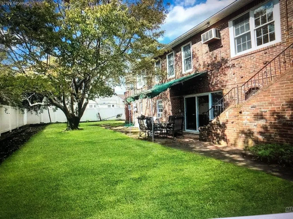 215 Roosevelt Boulevard Long Beach NY 11561