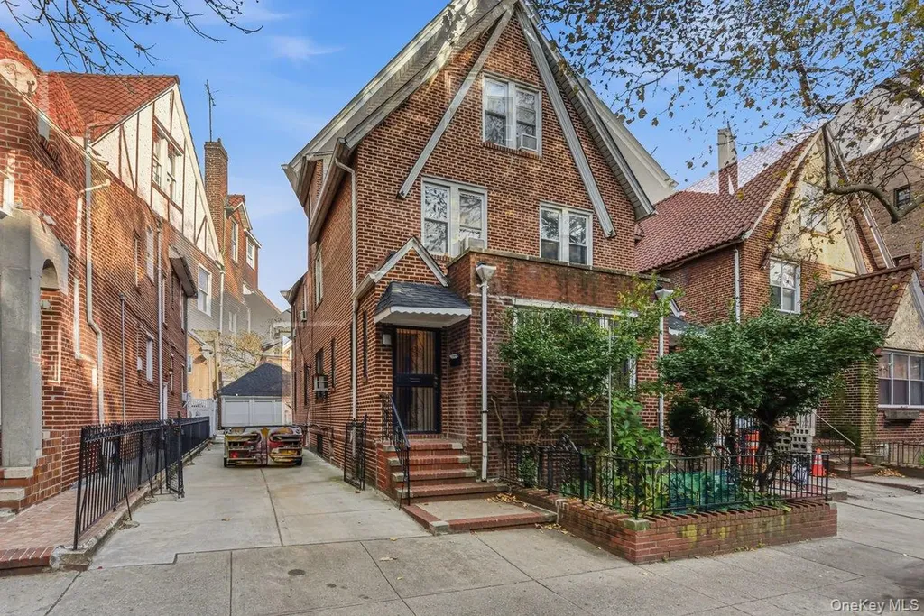 33-43 83rd Street Jackson Heights NY 11372
