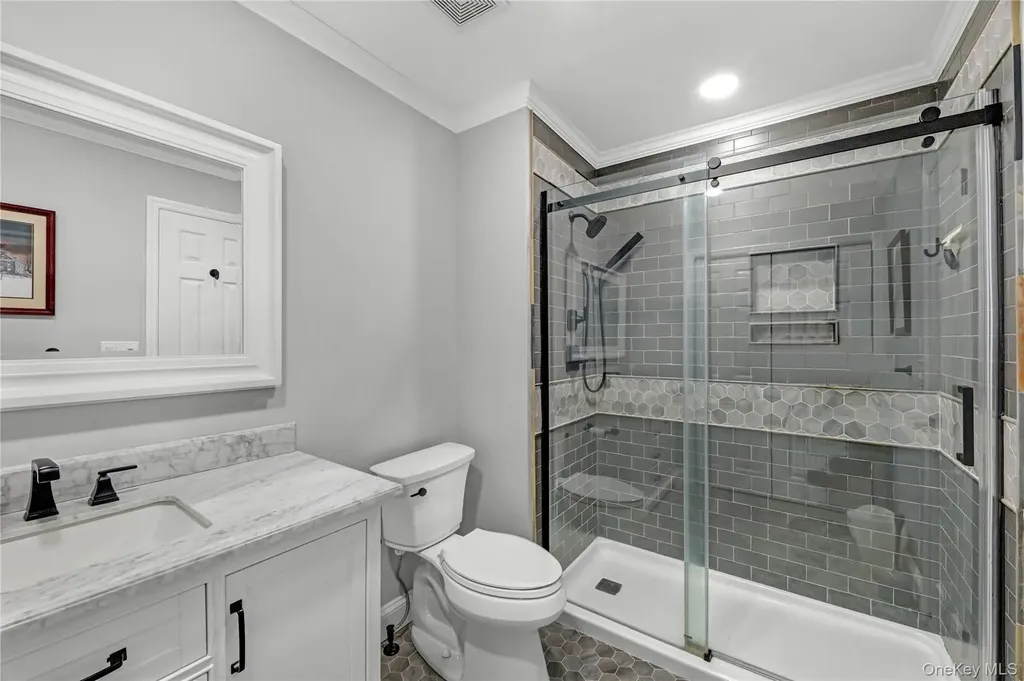 70 Strawberry Commons Riverhead NY 11901