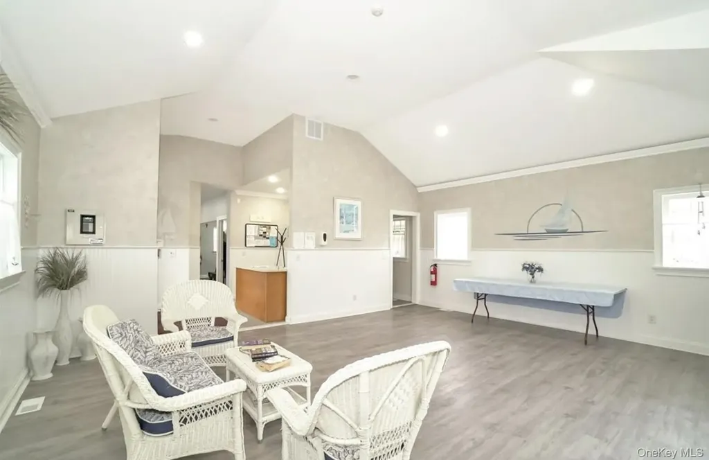 70 Strawberry Commons Riverhead NY 11901
