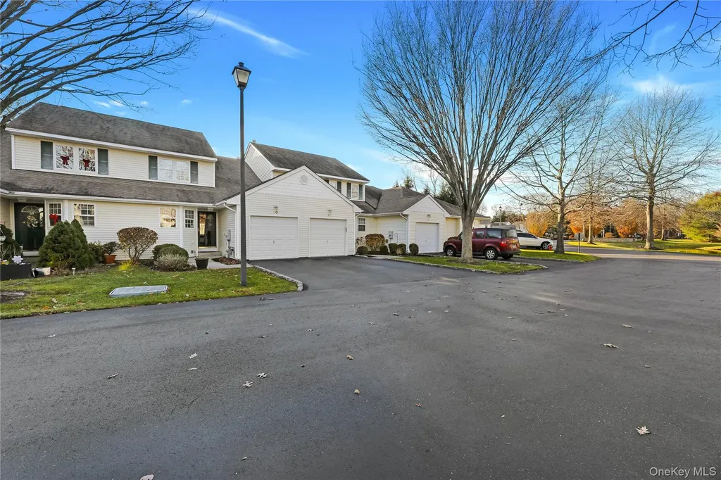 70 Strawberry Commons Riverhead NY 11901