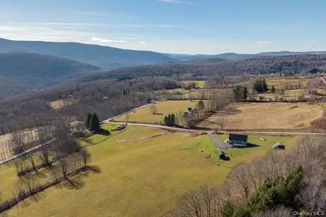 130 Hanley Road Fleischmanns NY 12430