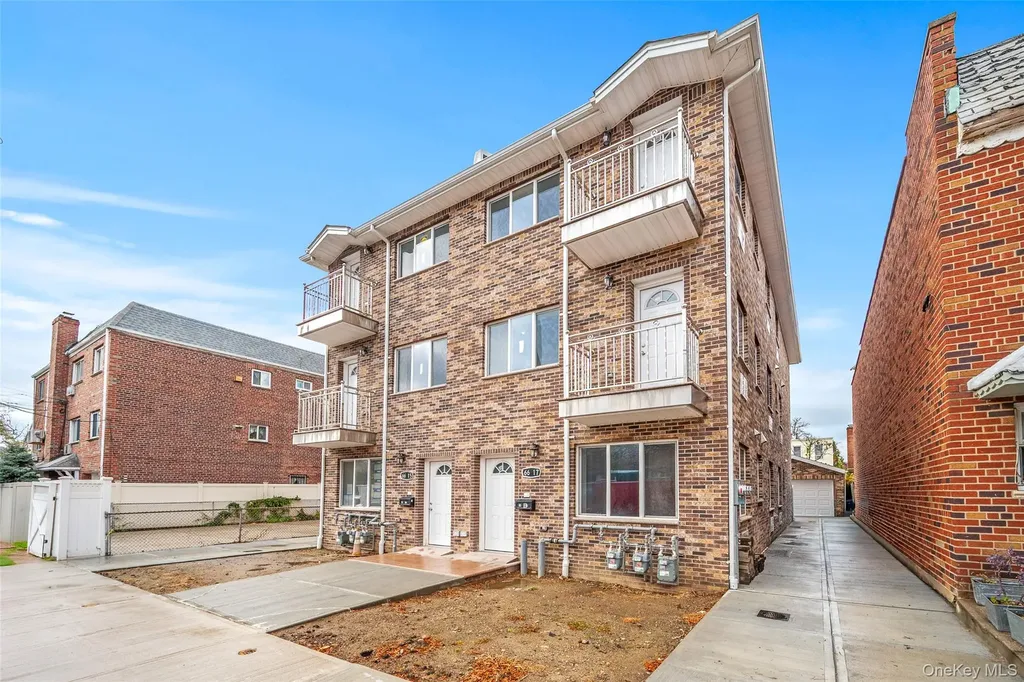 66-17 Clinton Avenue Maspeth NY 11378