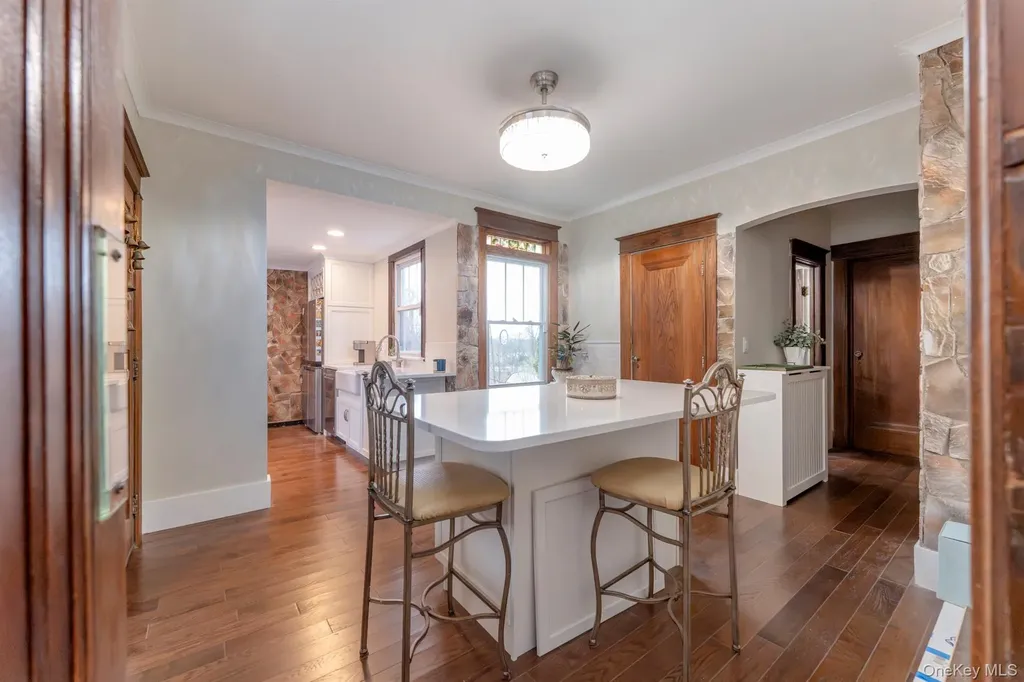 306-308 Broadway Port Ewen NY 12466