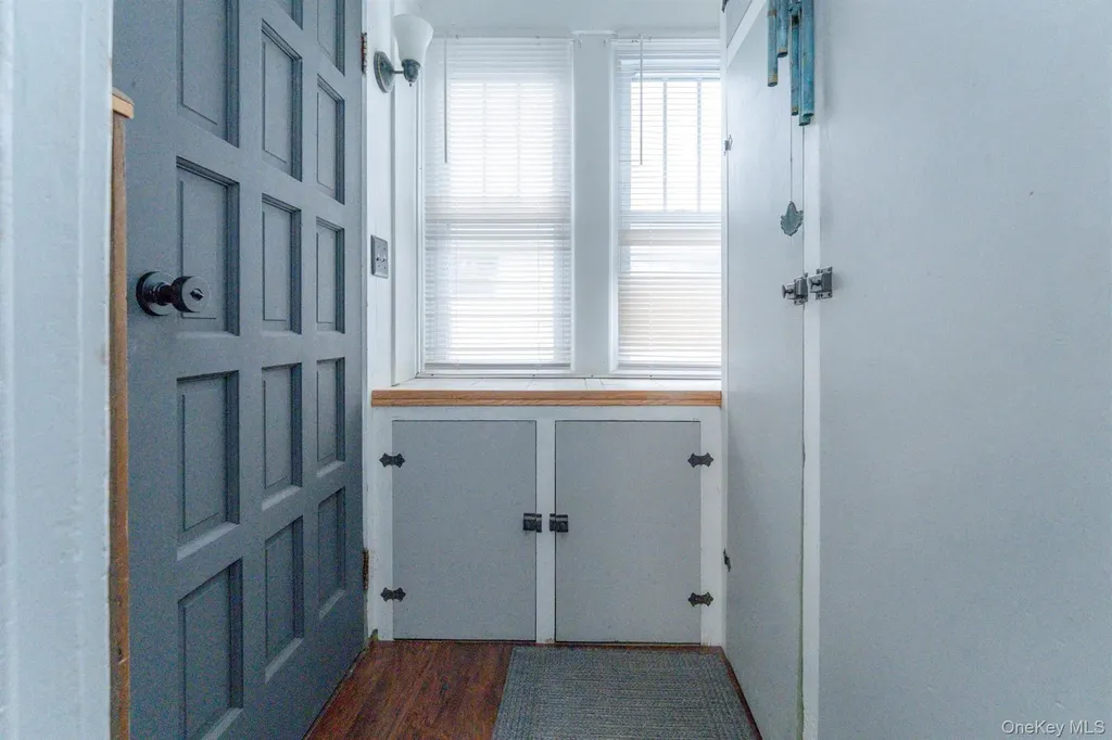 306-308 Broadway Port Ewen NY 12466