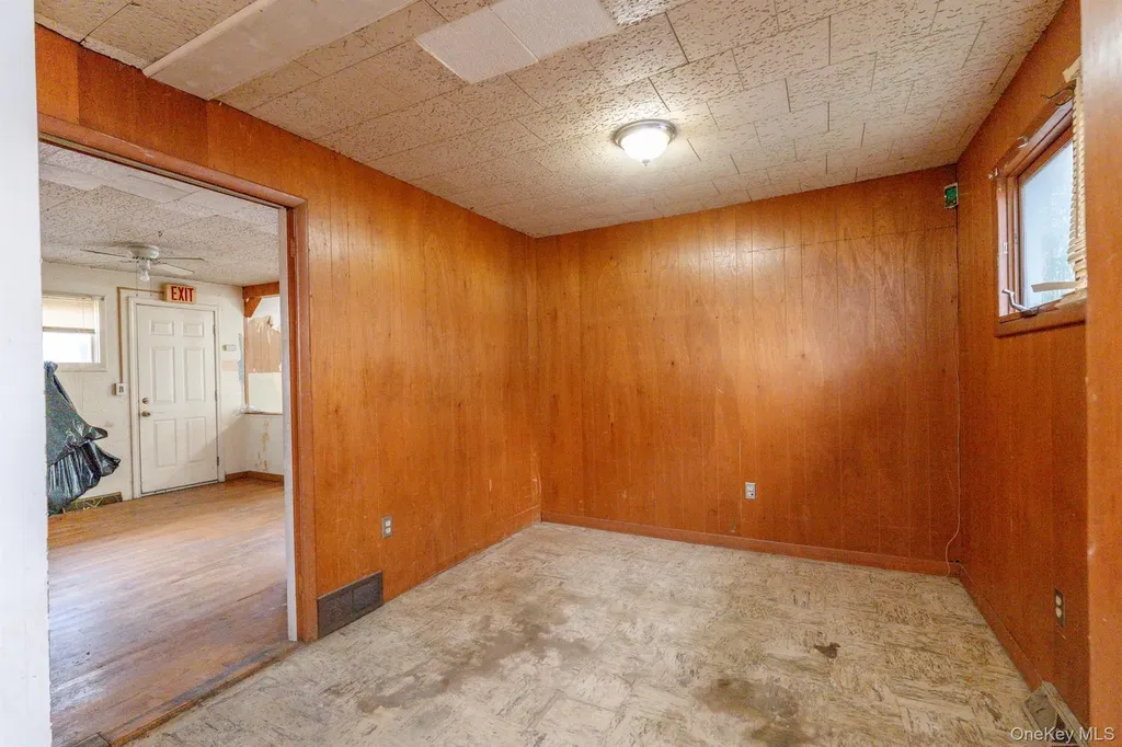 306-308 Broadway Port Ewen NY 12466