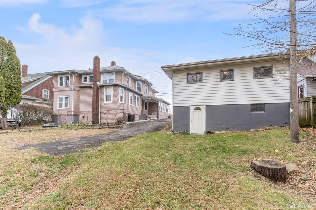 306-308 Broadway Port Ewen NY 12466