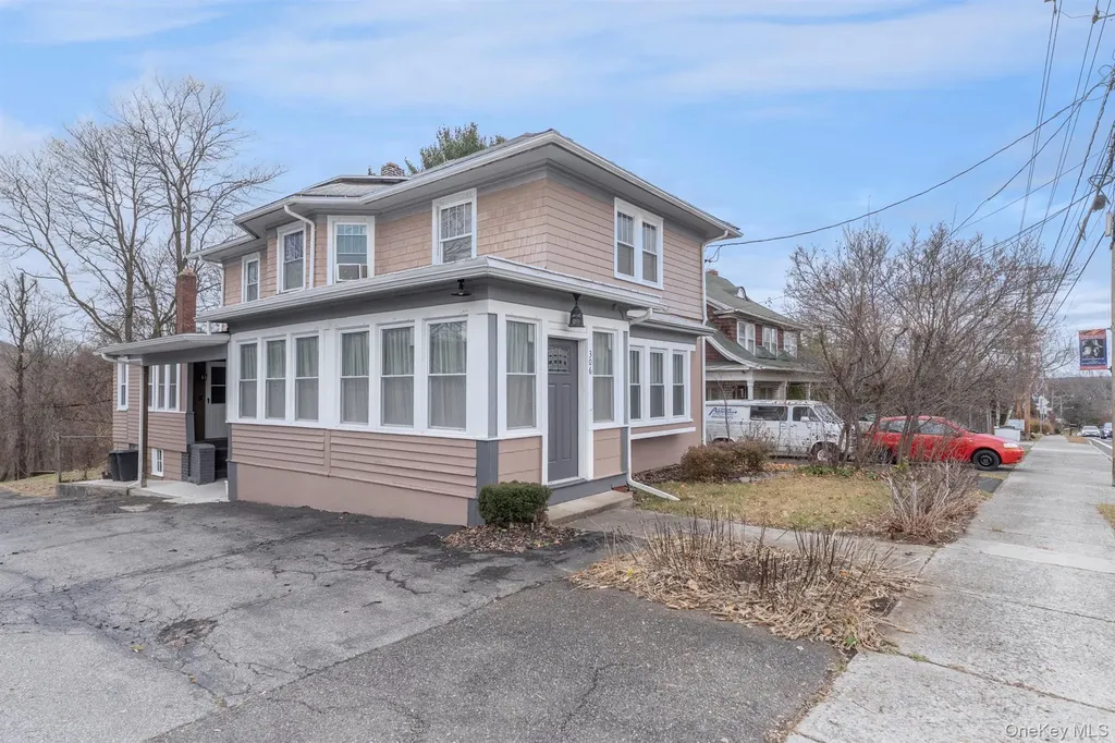 306-308 Broadway Port Ewen NY 12466
