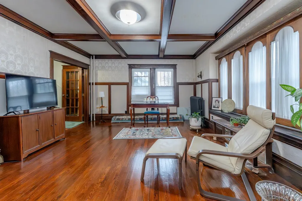 306-308 Broadway Port Ewen NY 12466