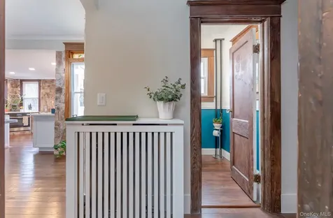 306-308 Broadway Port Ewen NY 12466