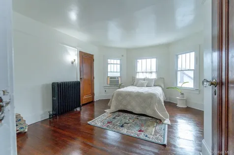 306-308 Broadway Port Ewen NY 12466