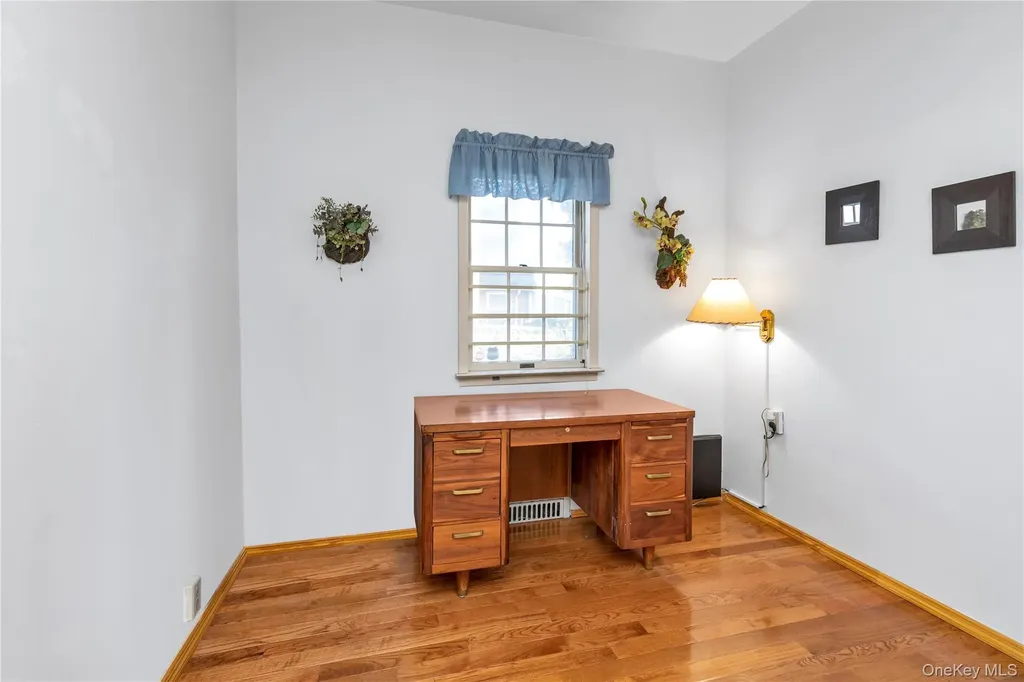 164-12 76th Avenue Fresh Meadows NY 11366