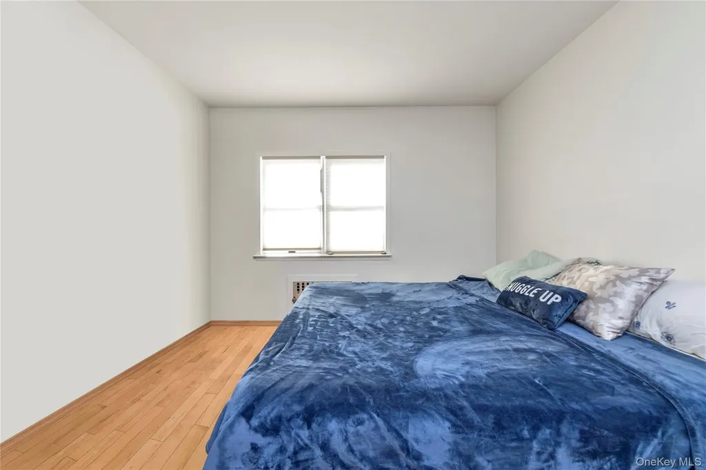 164-12 76th Avenue Fresh Meadows NY 11366