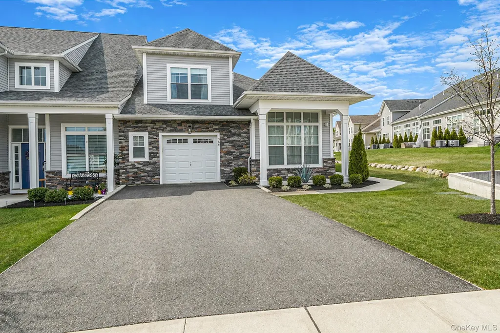 366 Wavell Avenue Yaphank NY 11980