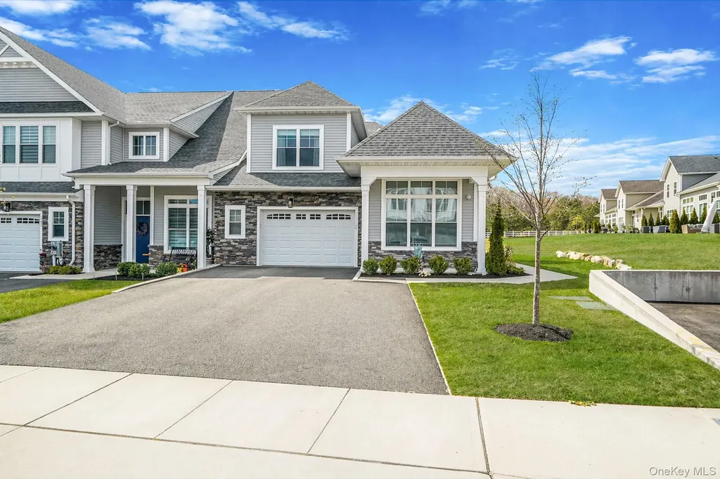 366 Wavell Avenue Yaphank NY 11980