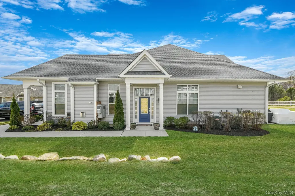 366 Wavell Avenue Yaphank NY 11980