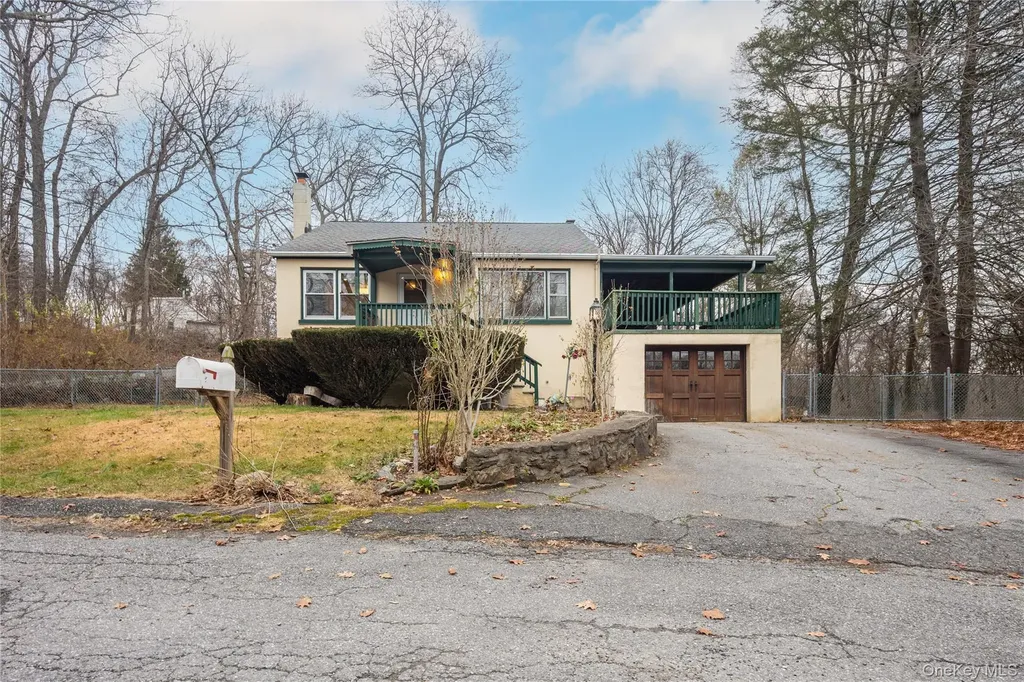 7 Venice Road Patterson NY 12563