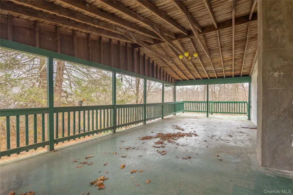7 Venice Road Patterson NY 12563