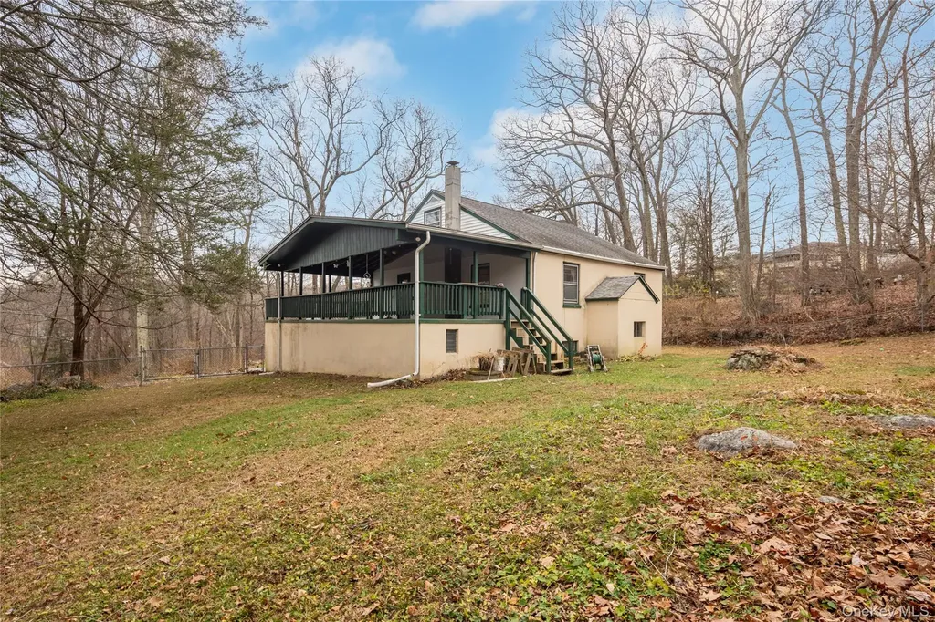 7 Venice Road Patterson NY 12563