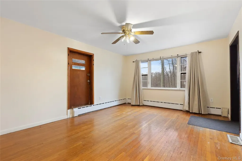 7 Venice Road Patterson NY 12563