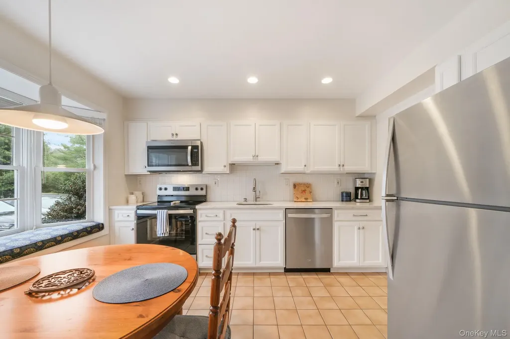 152 Jay Court Cross River NY 10518