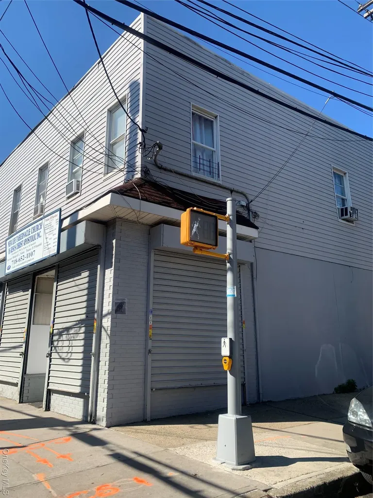 4575 White Plains Road Bronx NY 10470