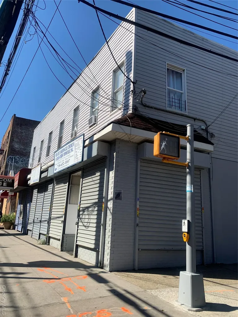 4575 White Plains Road Bronx NY 10470