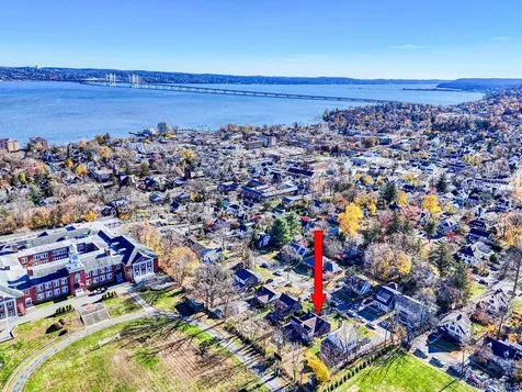 27 Haven Court Nyack NY 10960
