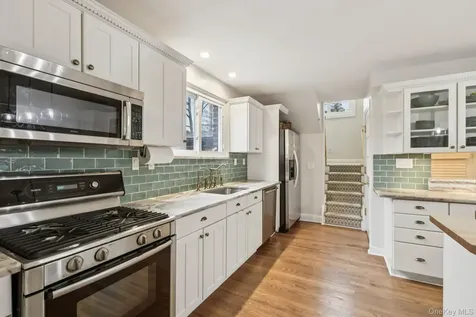 27 Haven Court Nyack NY 10960