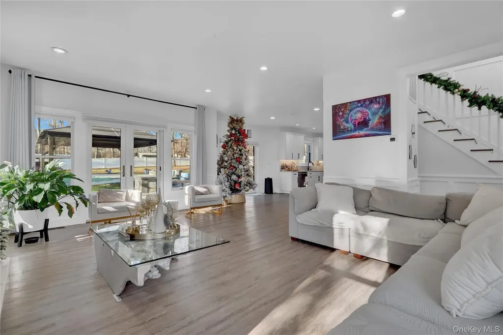 108 Hunter Avenue Miller Place NY 11764